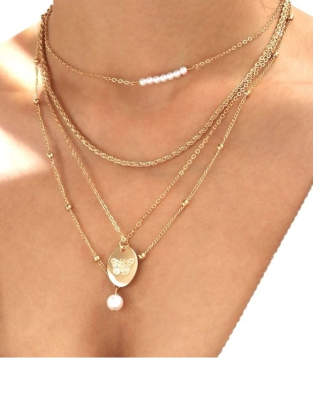 Gold layered faux pearl necklace MWT NEW